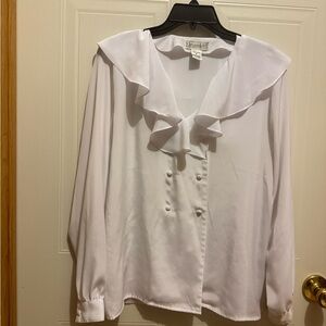 Vintage Christie & Jill Sz S White Ruffled Top VGUC 😊😊